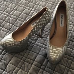 Steve Madden pumps